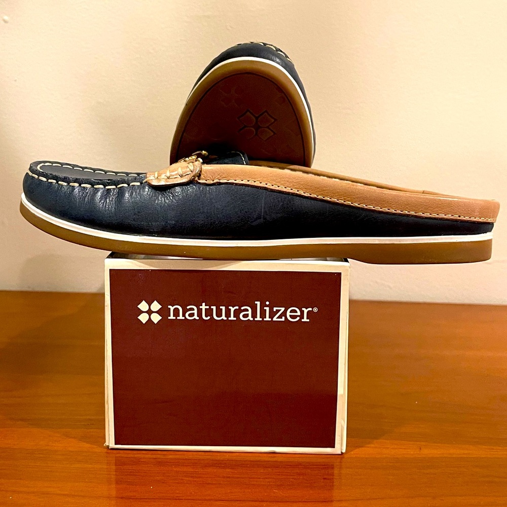 Naturalizer Hutton Navy Multi Mule Loafer Size 6.5